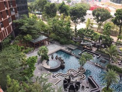 OUE Twin Peaks (D9), Condominium #223472311